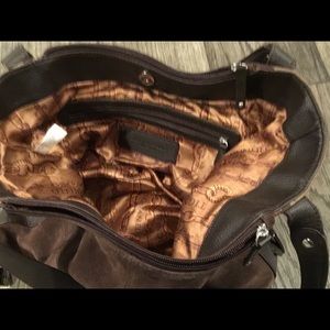 Tignanello purse read description do not buy